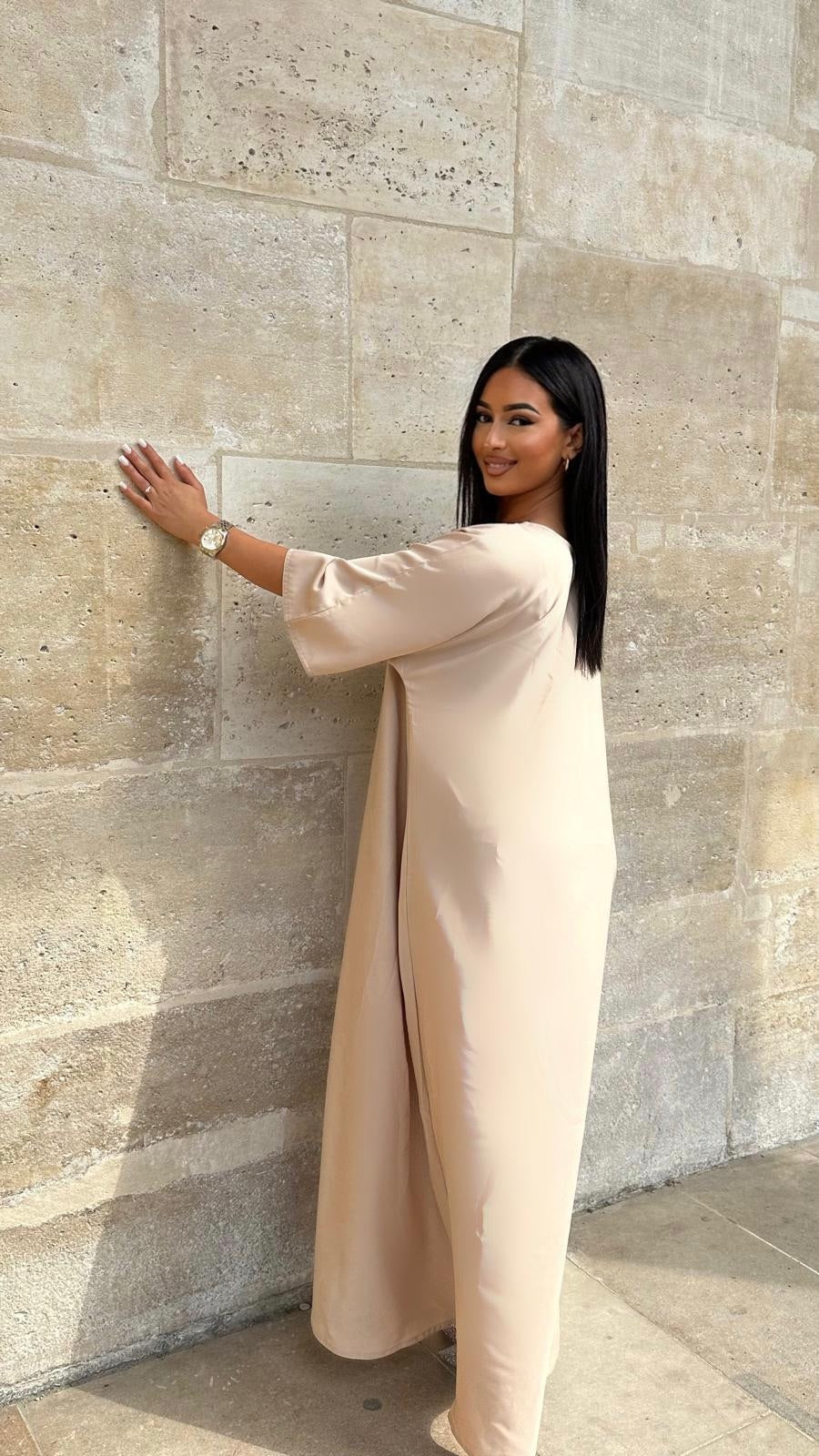 Sous Abaya Beige ( soie de corée)