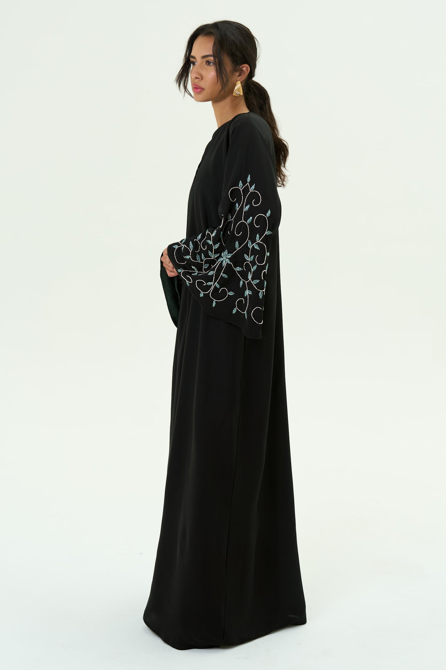 Abaya Wassylah