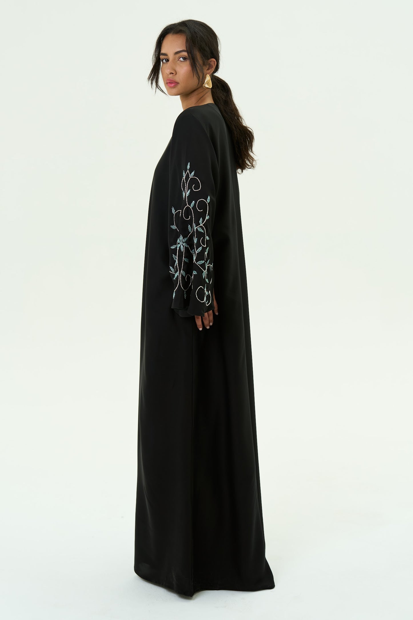 Abaya Wassylah