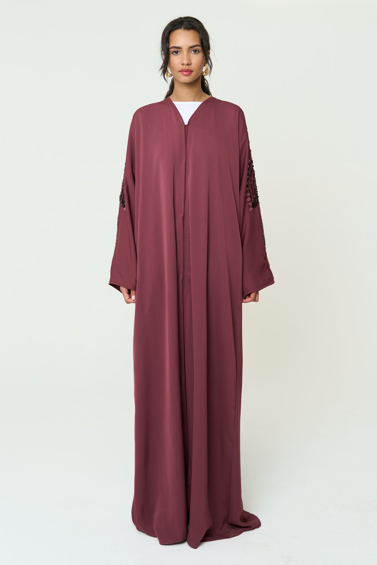 Abaya Tesneem