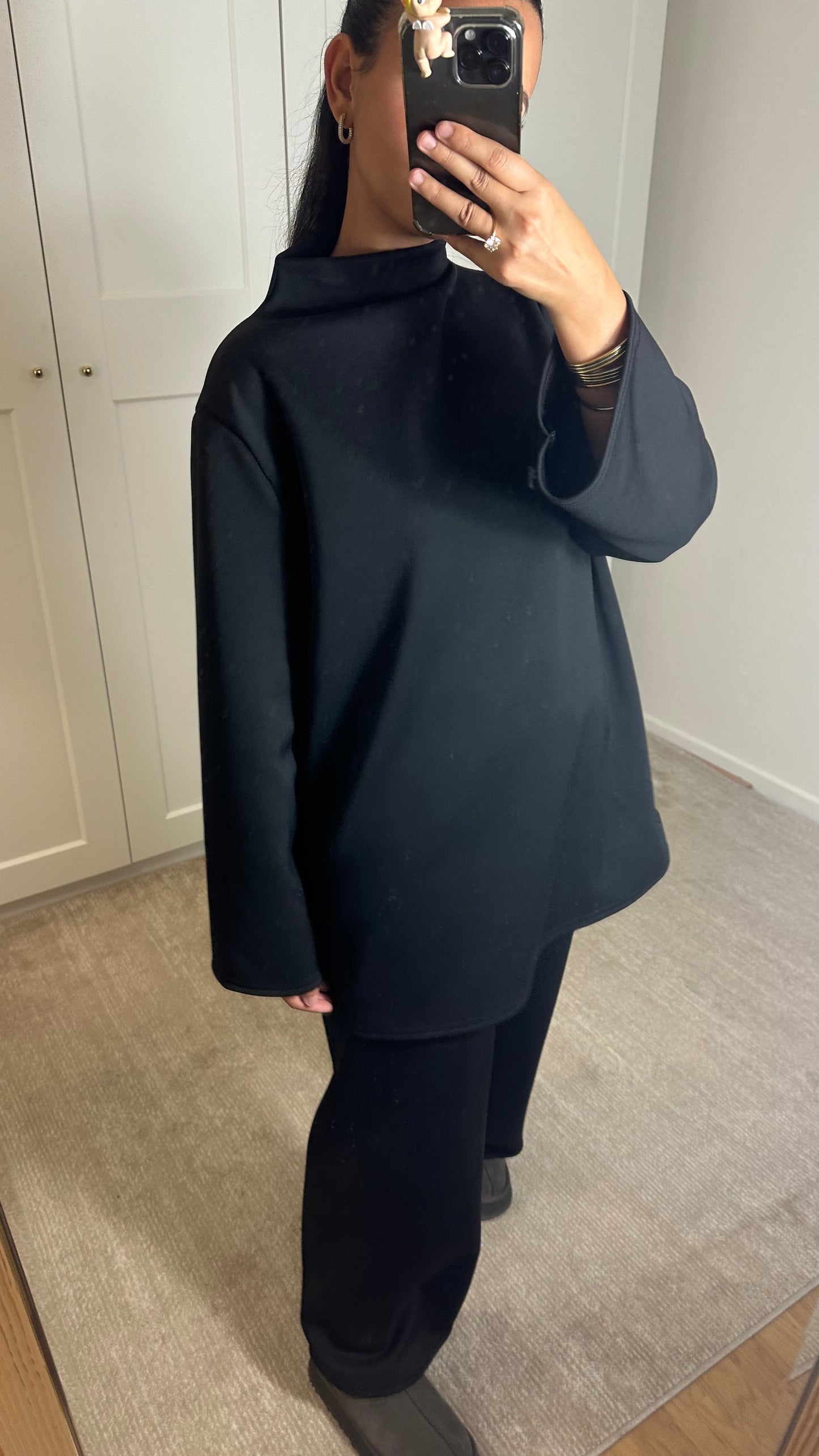 Ensemble comfy noir