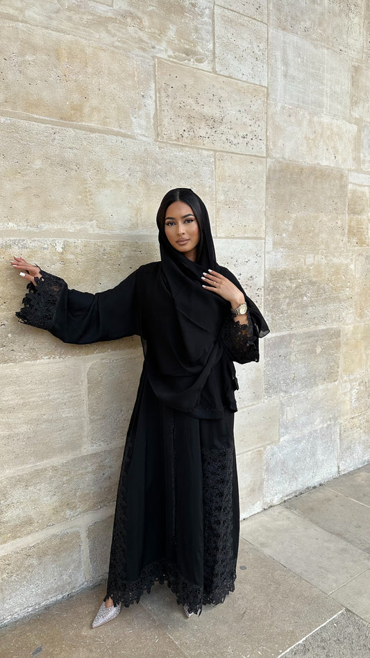Abaya Qamar